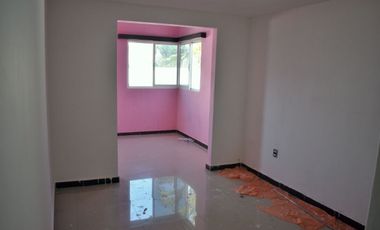 Casa con 4 habitaciones en Fraccionamiento con vigilancia en Lomas Palmira Jiutepec Morelos