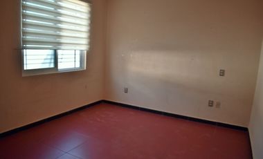 Casa con 4 habitaciones en Fraccionamiento con vigilancia en Lomas Palmira Jiutepec Morelos