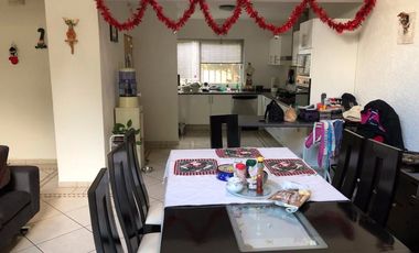 Delicias a una cuadra de la avenida san Diego