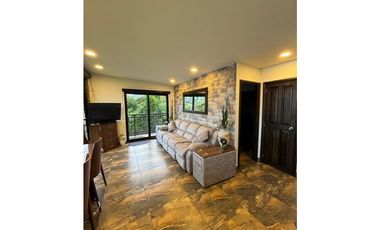 VENTA DE CASA CAMPESTRE CON ACCESO AL EMBALSE DE GUATAPÉ