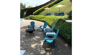 VENTA DE CASA CAMPESTRE CON ACCESO AL EMBALSE DE GUATAPÉ