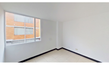 Casa en conjunto cerrado en venta en barrio El Pino, Suba