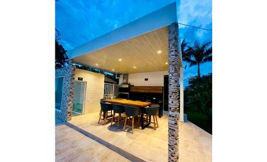 Casa campestre de lujo amoblada en venta - Parcelación en Rozo Palmira