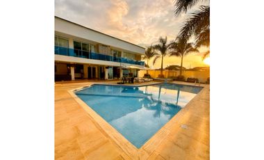 Casa campestre de lujo amoblada en venta - Parcelación en Rozo Palmira