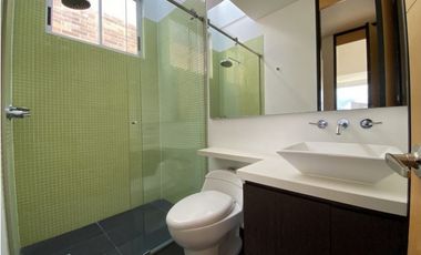 CASA EN ARRIENDO SECTOR LOMA DEL ATRAVESADO - ENVIGADO