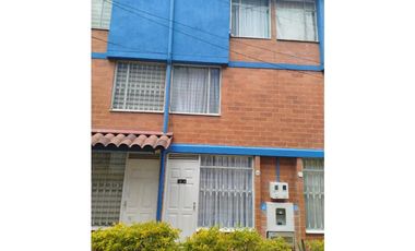 VENDO CASA 3 PISOS BOSQUES DE ZAPAN 1 SOACHA