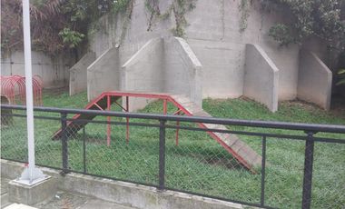 VENDO APARTAMENTO SECTOR CONDINA COD 9556563