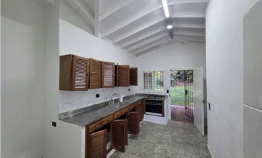 CASA FINCA EN ARRIENDO EN EL RETIRO ANTIOQUIA, SECTOR LA MARIA