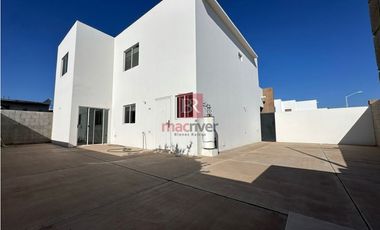 CASA EN RENTA EN PUENTE REAL SECCIÓN CATALUÑA. CD. OBREGÓN, SONORA