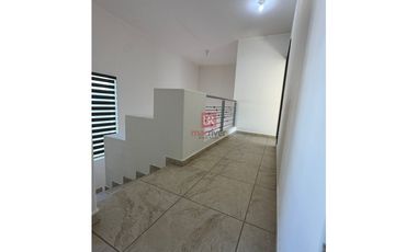 CASA EN RENTA EN PUENTE REAL SECCIÓN CATALUÑA. CD. OBREGÓN, SONORA