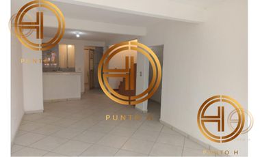 Casa en Venta en Fraccionamiento Fuentes San José.