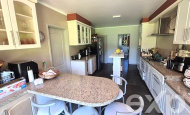 Casa en Arriendo en Calle Panorama, Condominio Lomas del Carmen