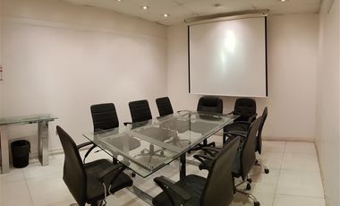 Oficina en Arriendo en Edo. Castillo Velasco / Metro Monseñor Eyzaguirre