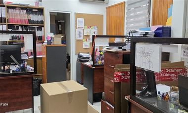 Oficina en Arriendo en Edo. Castillo Velasco / Metro Monseñor Eyzaguirre