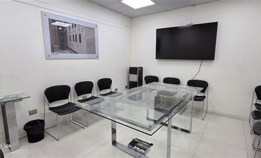 Oficina en Arriendo en Edo. Castillo Velasco / Metro Monseñor Eyzaguirre