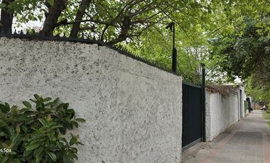 Oficina en Arriendo en Edo. Castillo Velasco / Metro Monseñor Eyzaguirre