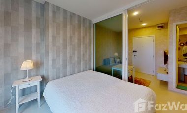 Beautiful 1 Bedroom unit with open view and direct BTS access