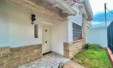 Chalet en alquiler en Castelar Norte
