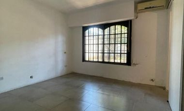 Casa en venta en Moron Sur