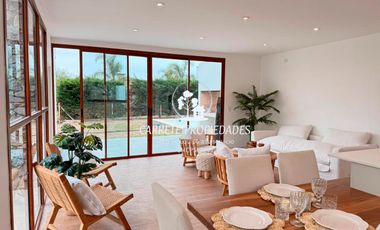 Casa en venta Minimalista y Moderna amoblada. Santa Elena. Pilar