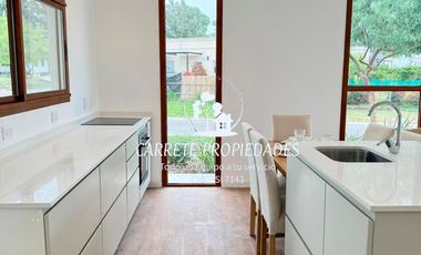 Casa en venta Minimalista y Moderna amoblada. Santa Elena. Pilar