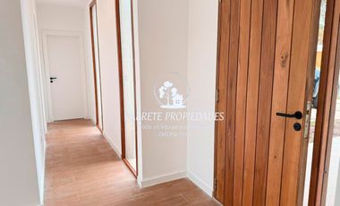 Casa en venta Minimalista y Moderna amoblada. Santa Elena. Pilar