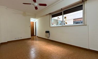 Departamento de 1 Ambiente comodo Placard Cocina y Baño completos