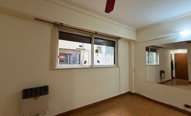 Departamento de 1 Ambiente comodo Placard Cocina y Baño completos