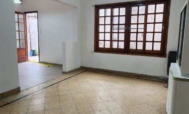 Casa en alquiler en Lanus Oeste