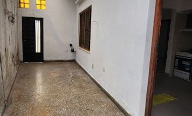 Casa en alquiler en Lanus Oeste