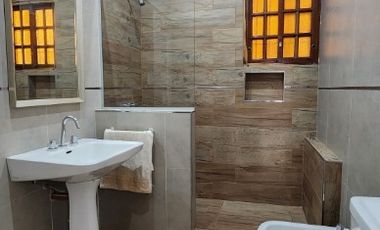 Casa en alquiler en Lanus Oeste