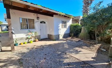 CASA 2 DORM COCHERA PATIO Y QUINCHO G. BAIGORRIA