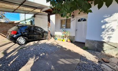 CASA 2 DORM COCHERA PATIO Y QUINCHO G. BAIGORRIA