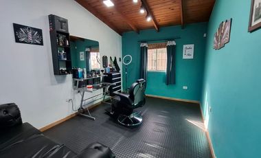 CASA 2 DORM COCHERA PATIO Y QUINCHO G. BAIGORRIA