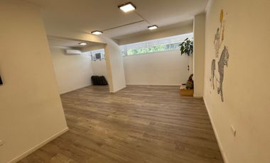 Local comercial en arriendo en VITACURA