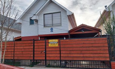 Casa en Arriendo en Villa el Llano, Calle Larga