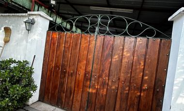 Casa en venta de 4 dormitorios c/ estacionamiento en Rojas Magallanes