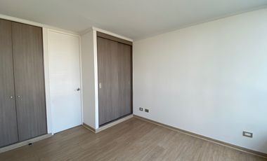 Arriendo depto de 2D+2B c/ estacionamiento en Estadio Nacional