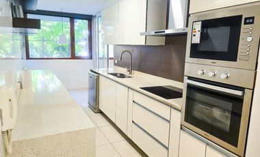 Departamento en arriendo c/ estacionamiento en Jardín Del Este