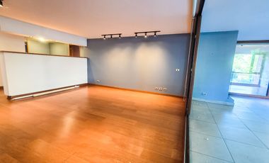 Departamento en arriendo c/ estacionamiento en Jardín Del Este