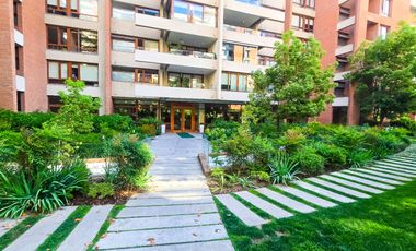 Departamento en arriendo c/ estacionamiento en Jardín Del Este