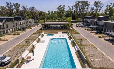 Town House en venta Oliden Joven, Del Viso Pilar