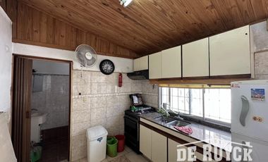 Casa 3 ambientes Quilmes Oeste a pasos de Calchaqui
