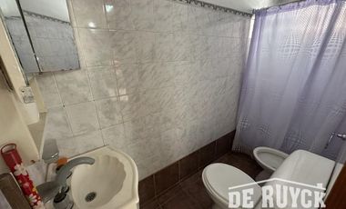Casa 3 ambientes Quilmes Oeste a pasos de Calchaqui