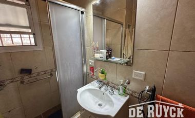 Casa 3 ambientes Quilmes Oeste a pasos de Calchaqui