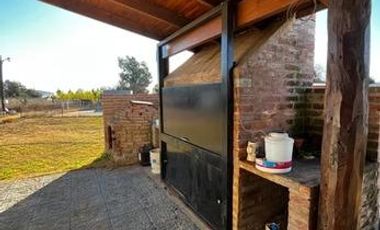 Quinta en venta - 3 Dormitorios 2 Baños - Santa Rosa