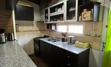 Quinta en venta - 3 Dormitorios 2 Baños - Santa Rosa