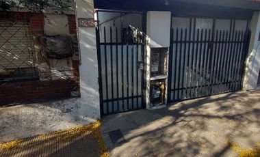 DEPARTAMENTO EN VENTA TIPO CASA LUIS VERNET 4212 (REMEDIOS DE ESCALADA)