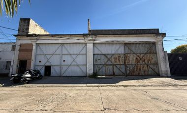 Galpón en  VILLA ADELINA