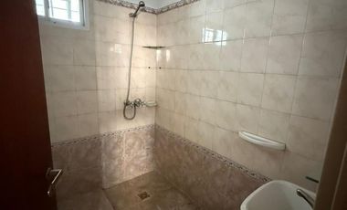 Galpón en  VILLA ADELINA